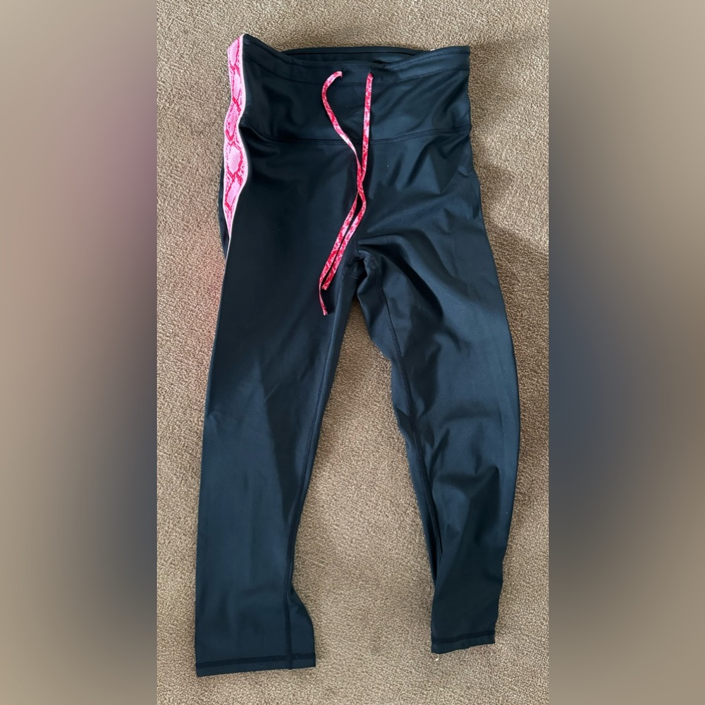 Fabletics Crop Leggings